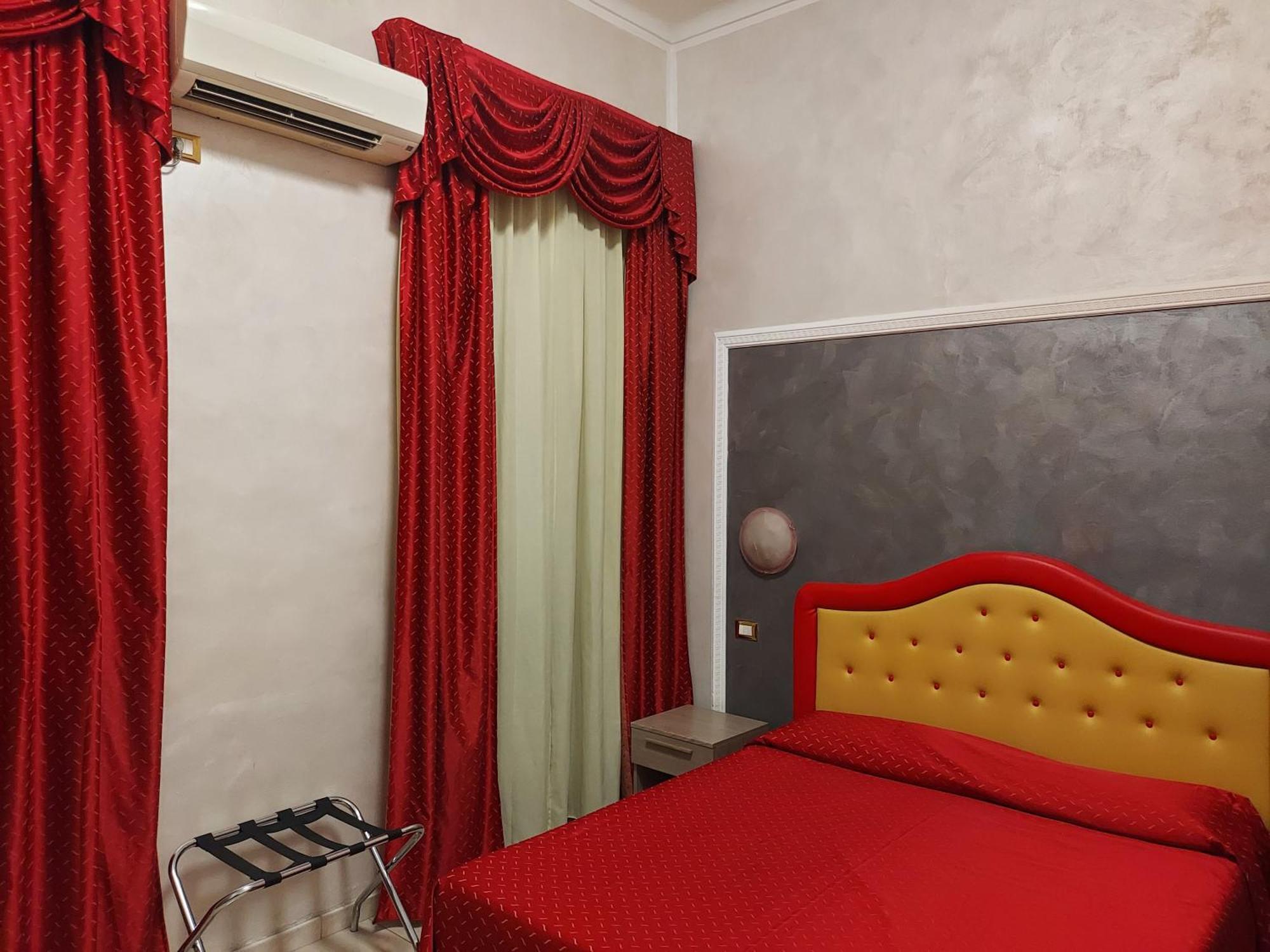 Hotel Antico Distretto Турин Екстер'єр фото