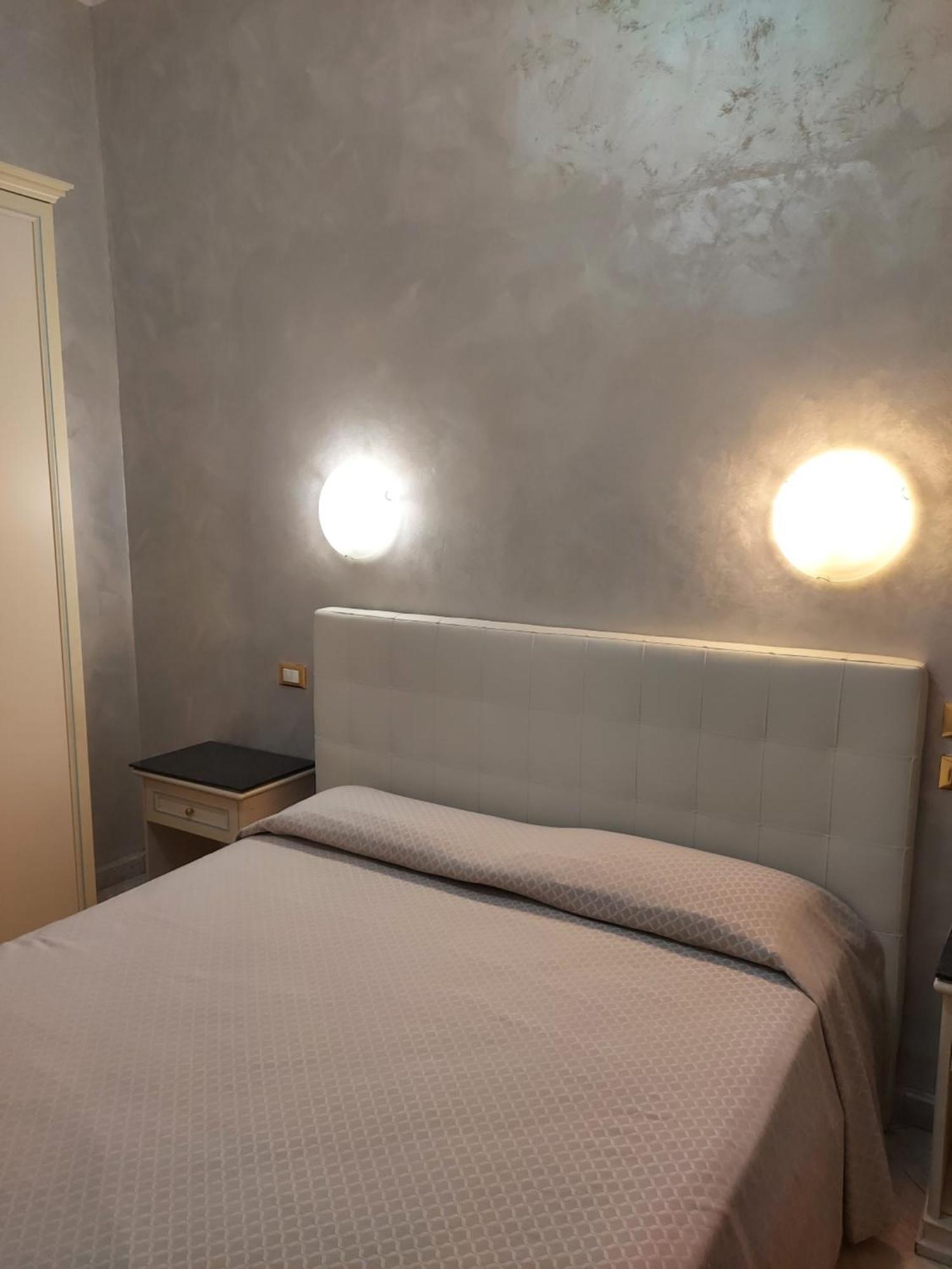 Hotel Antico Distretto Турин Екстер'єр фото