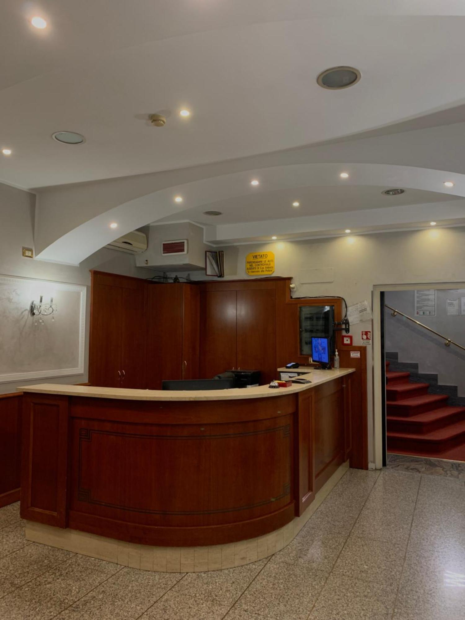 Hotel Antico Distretto Турин Екстер'єр фото