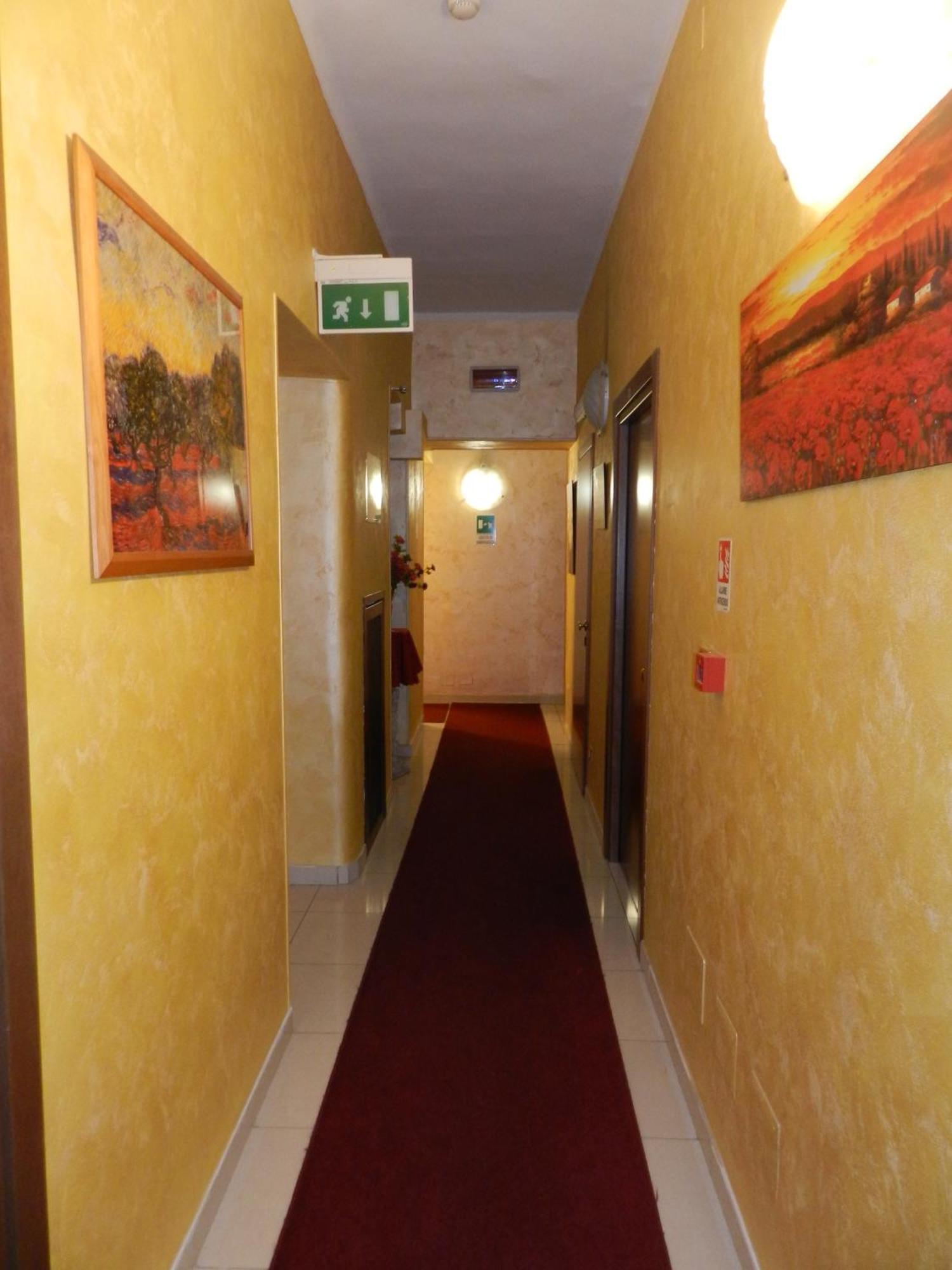 Hotel Antico Distretto Турин Екстер'єр фото